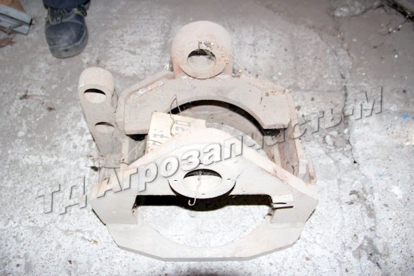 Кулак поворотный Полесье УЭС-7-0109020