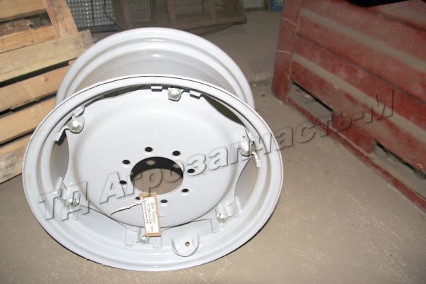 Диск колеса передний МТЗ-1221 W12*24-3101020-01