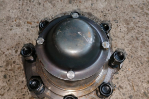 Ступица 2ПТС-4прицеп в сб. подшипниками (8 шпилеч) КТУ 50.800